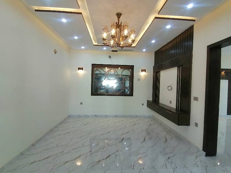 Stunning House Is Available For sale In LDA Avenue 0