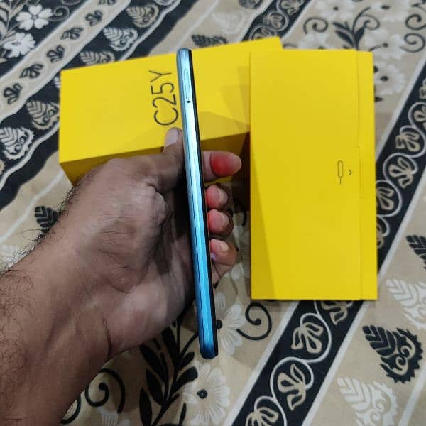 Realme c25y 7