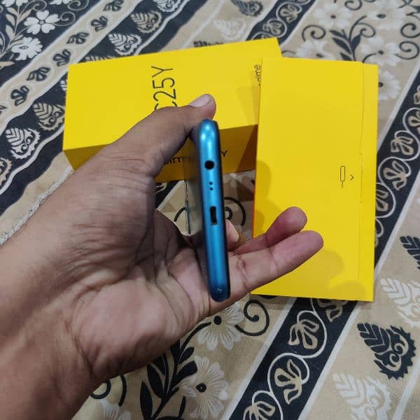 Realme c25y 8