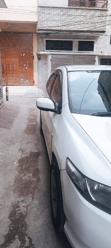 Honda City IVTEC 2013 Model 2014 Ragistered 3