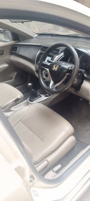 Honda City IVTEC 2013 Model 2014 Ragistered 5