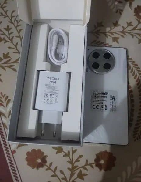 Tecno common 30 with packing 2