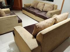 slightly used sofa set 321 seater