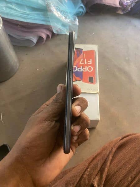 oppo f17  8gb ram 128 gb rom box charger sath ha 10