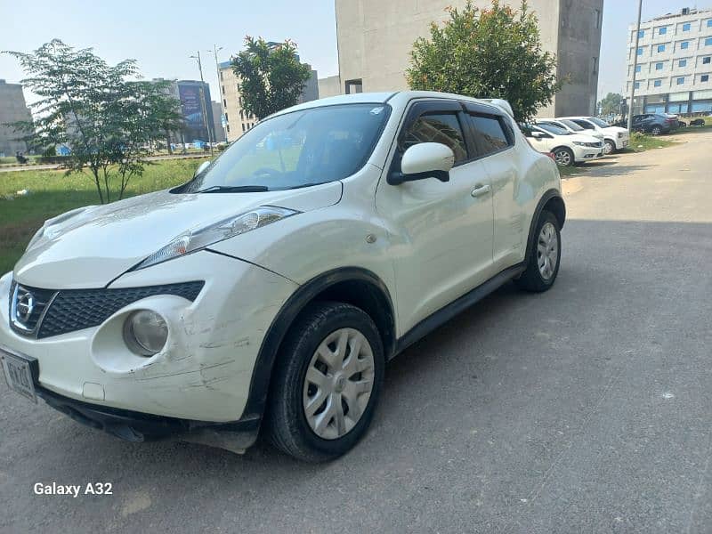 Nissan Juke 2011 model and 2017 import 3