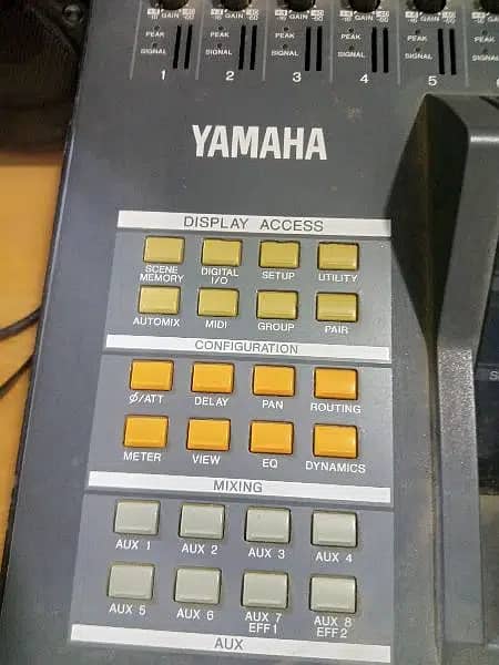 YAMAHA O2R 24 CHANNLES MIXING CONSOLE WITH LONG DUBLE DELAY LARGE HALL 8