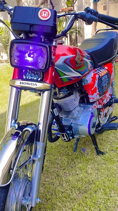 honda 125 2023 just 1 month used 9