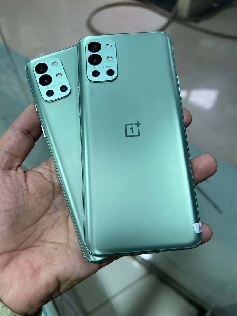 OnePlus 9R 12GB Ram 256GB Storage 1