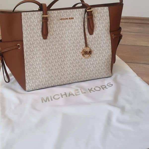 Michael Kors Gilly Brown Vanilla MK Signature Drawstring Large Tote 3