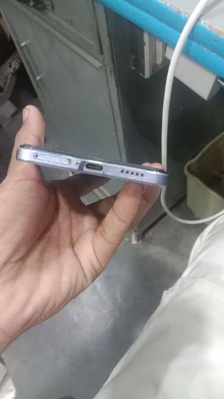 vivo v27e 8+8.256 3