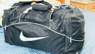 NIKE LUGGAGE BAG