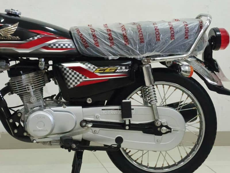 HONDA CG-125  model 2024 1