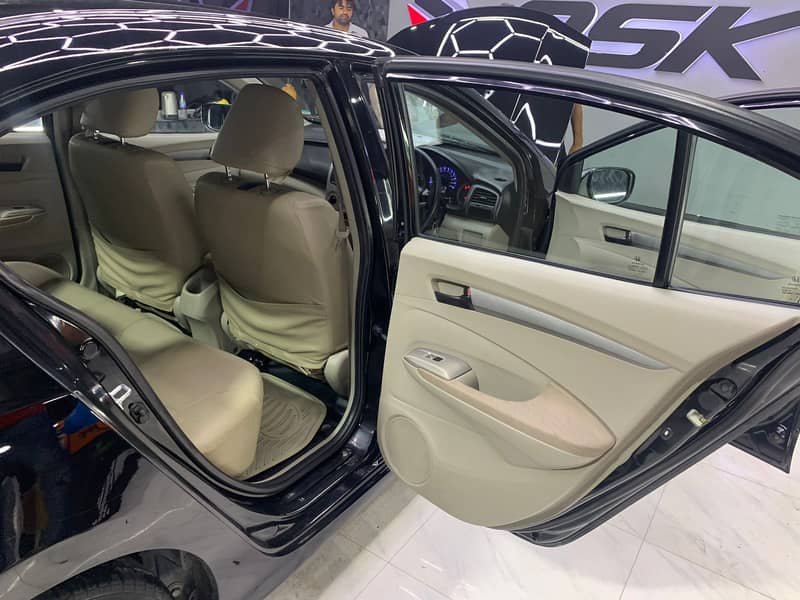 Honda City IVTEC 2018 6th Generation 13