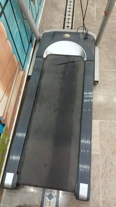 TREADMILL MACHINE 3