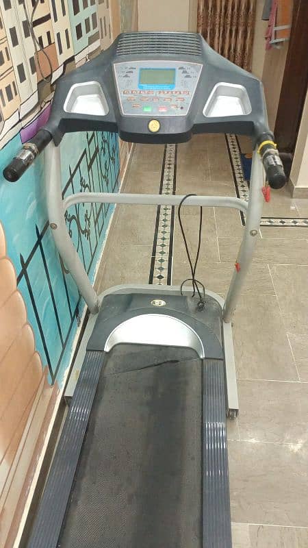 TREADMILL MACHINE 4