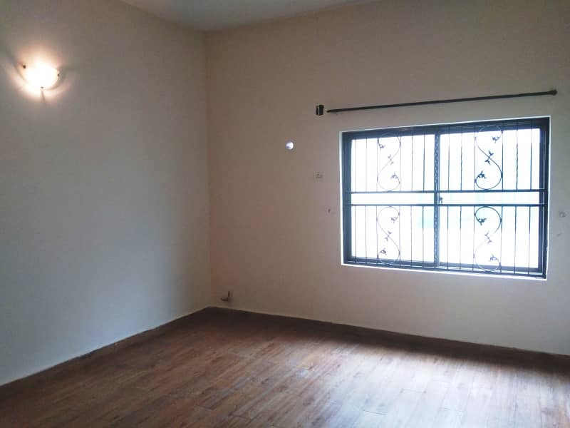 Centrally Located House In Askari 10 Is Available For rent 6