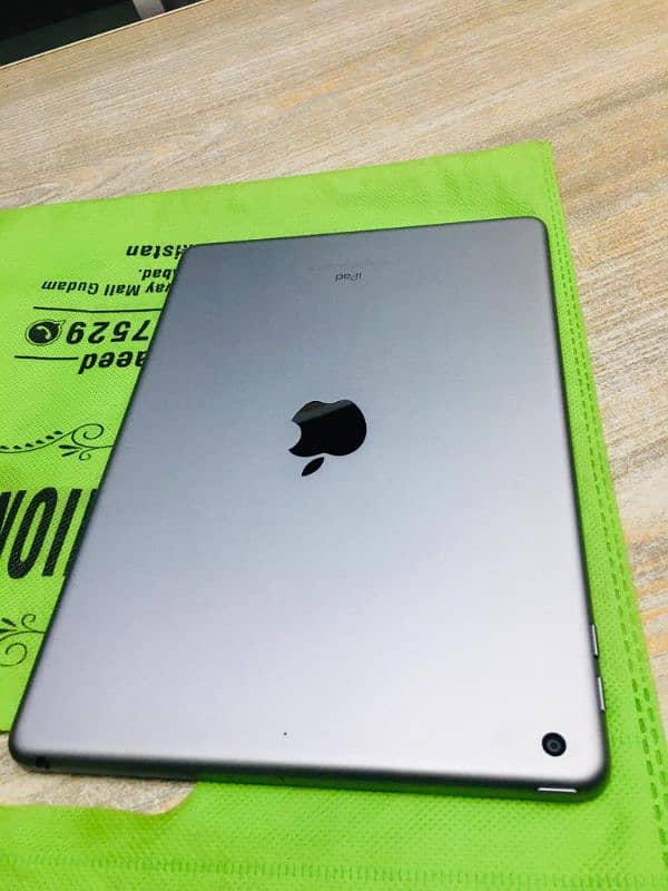 iPad 6th generation 32 GB all okay bypass 6