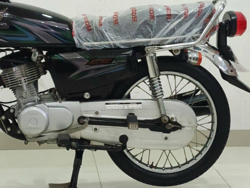 HONDA CG-125 MODEL 2023 1