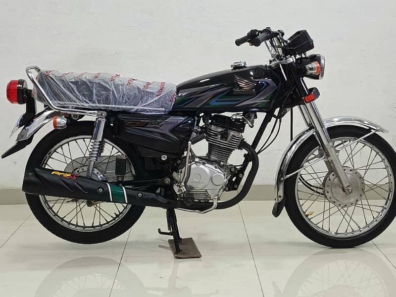 HONDA CG-125 MODEL 2023 5