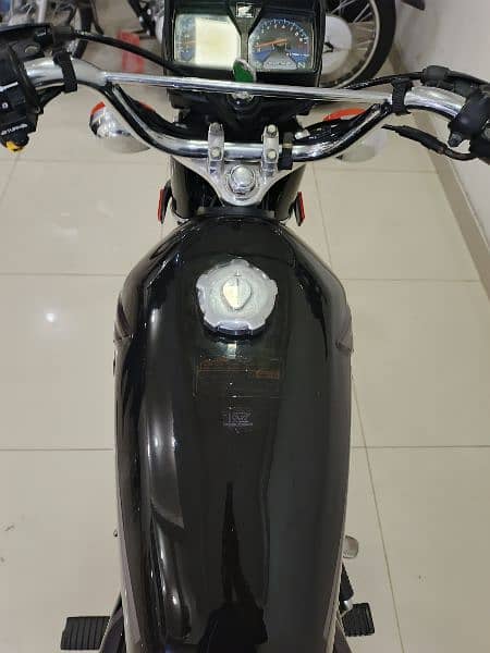 HONDA CG-125 MODEL 2023 6