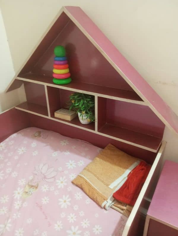 pink baby bed for sale 5