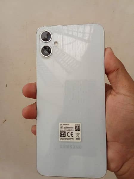 Samsung galaxy A05 available in good condition 2