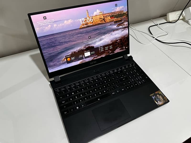 Gigabyte Aero 5 4k OLED Gaming Laptop 0