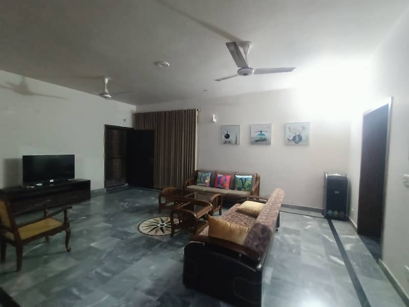 1 Kanal House In Nasheman Iqbal Near Shoukat Khanum Hospital Best Investment 28