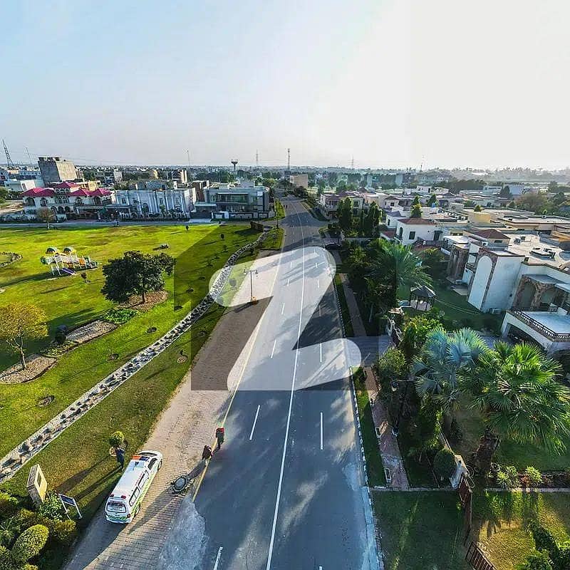 Exclusive Opportunity 2 Kanal Plot In Golf Estate 1 Sector M4 Lake City Lahore 0