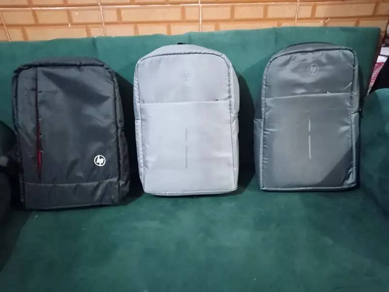 Laptop Bags (Maximum capacity of carrying 4 Laptops at a time) 6