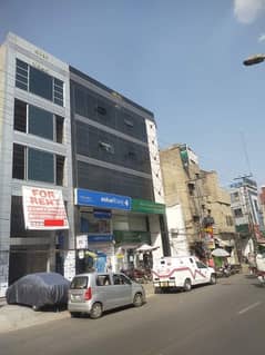 10 mArla building for rent in johar town near doctor hospital for multinational banks and software house and call centre company setup and other commercial activity