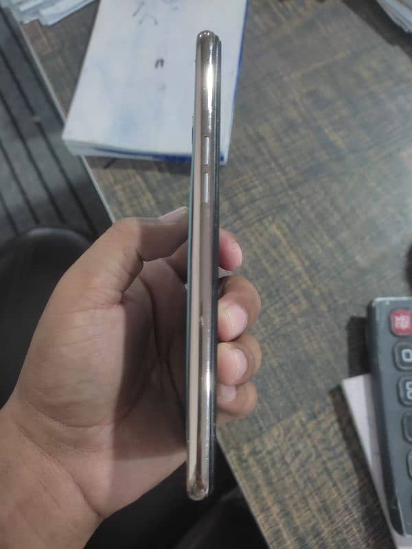 oppo f9 4/64 3