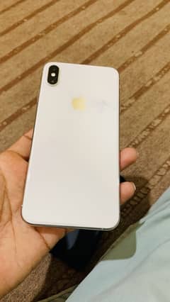 IPHONE XMAX  FACTORY UNLOCKED