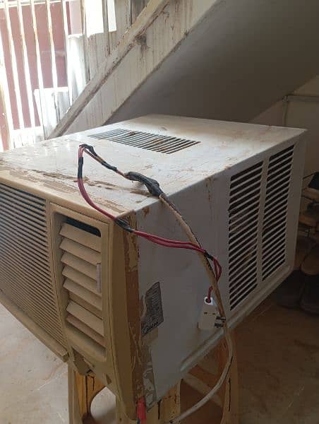 Window AC for sale in cheap price 1