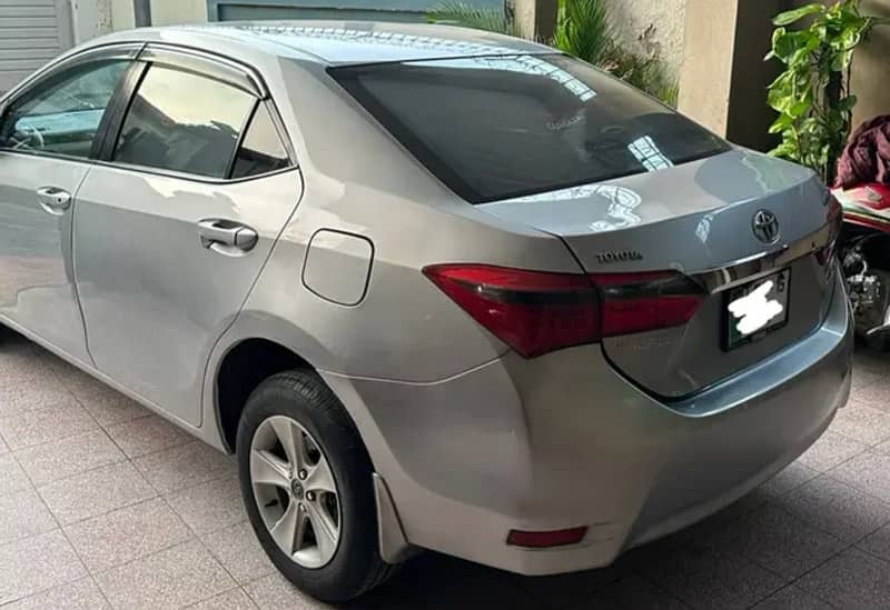 Toyota Corolla GLI 2015 4