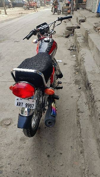 Honda 125 good condition 3