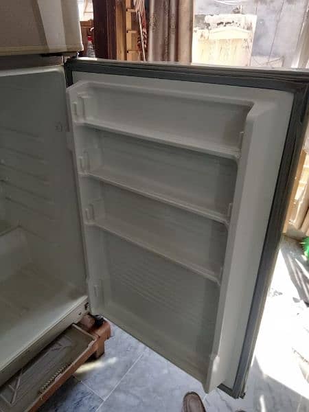 Dawlance Refrigerator For Sale 11