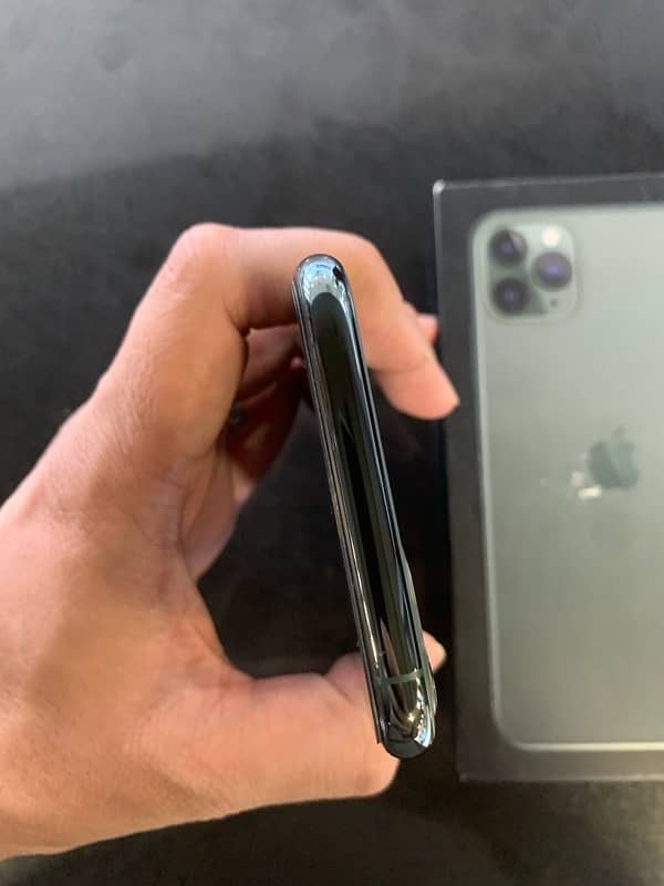 Iphone 11proMax 256gb PTA Approved 4