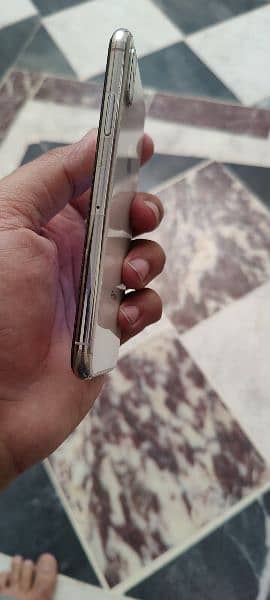 Iphone XS 256 Gb Non-PTA 1