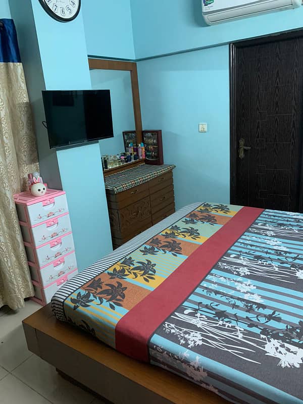 Flat For sale 2 Bad DD Main Road facing at Gulshan Shamim Commercial 3 FB Area Block 8 7