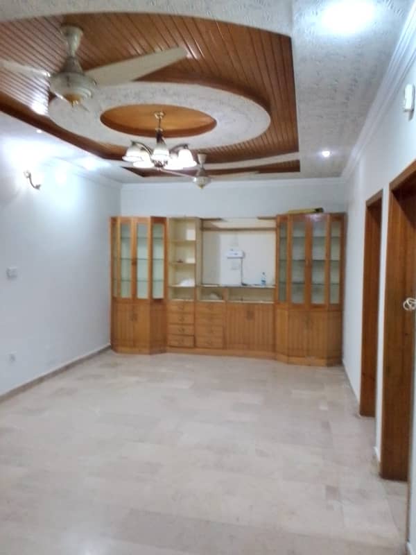 Size 30x60 Ground+Basement For Rent In G-13 5