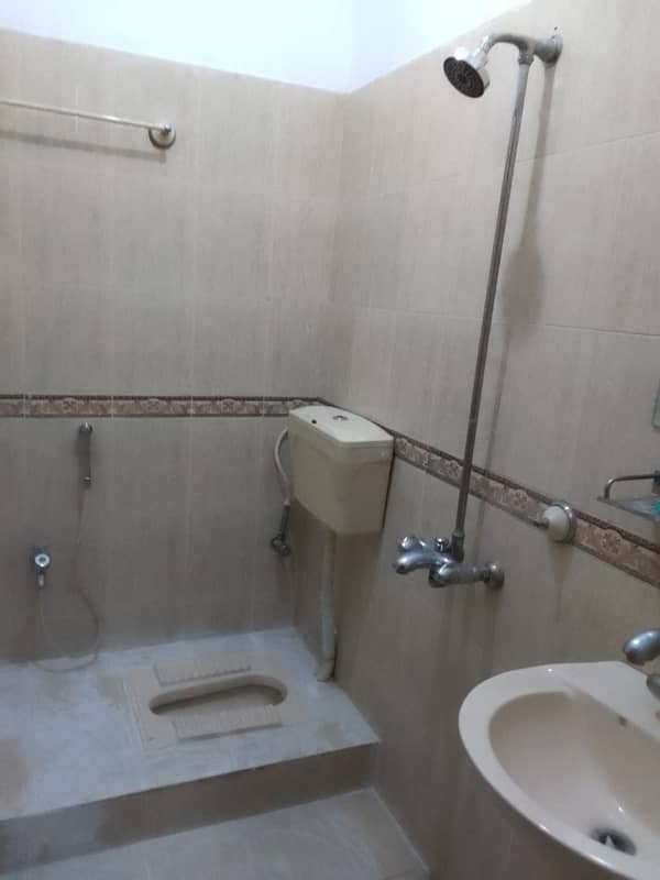 Size 30x60 Ground+Basement For Rent In G-13 8