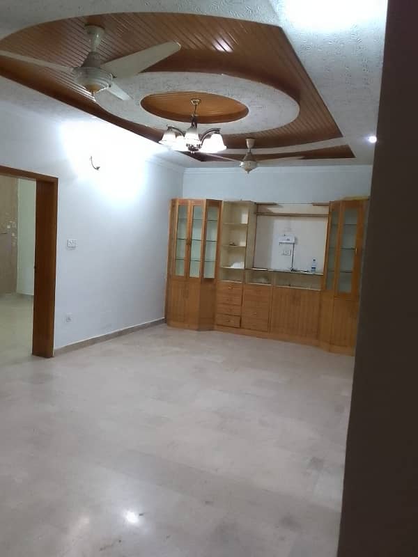 Size 30x60 Ground+Basement For Rent In G-13 9