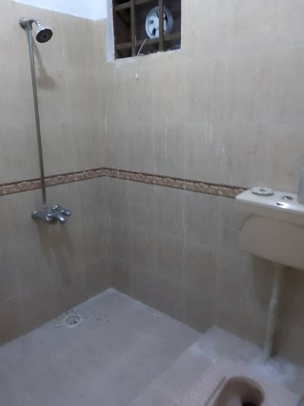 Size 30x60 Ground+Basement For Rent In G-13 10