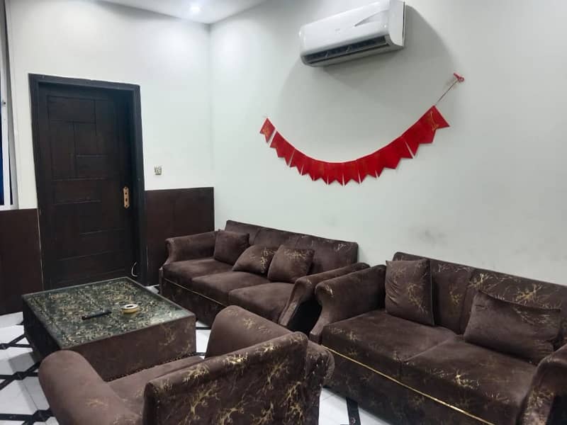 Flat Of 400 Square Feet For sale In Bahria Town 9