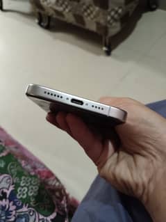 iphone 15 pro max white