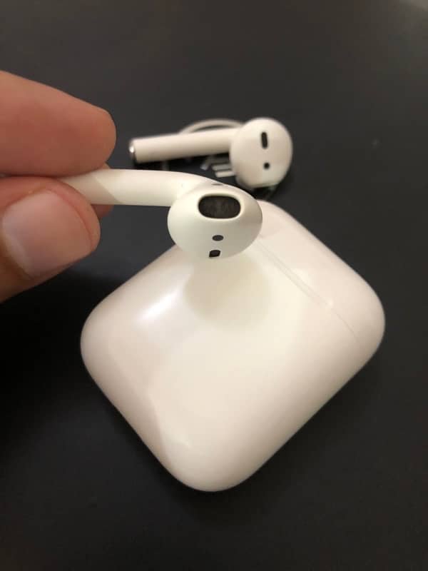 Apple Airpods 2