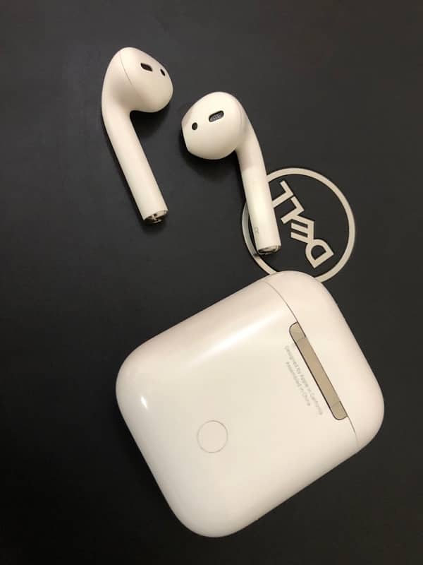 Apple Airpods 6