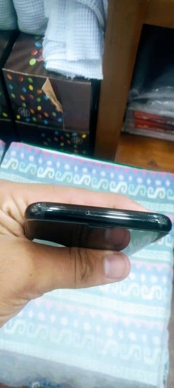 Samsung S8 with box 1