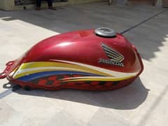 Deluxe 125 fuel tank.